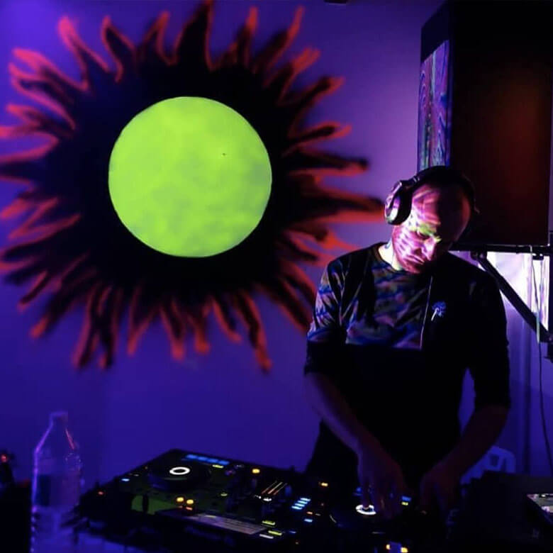 cheap dj kl
